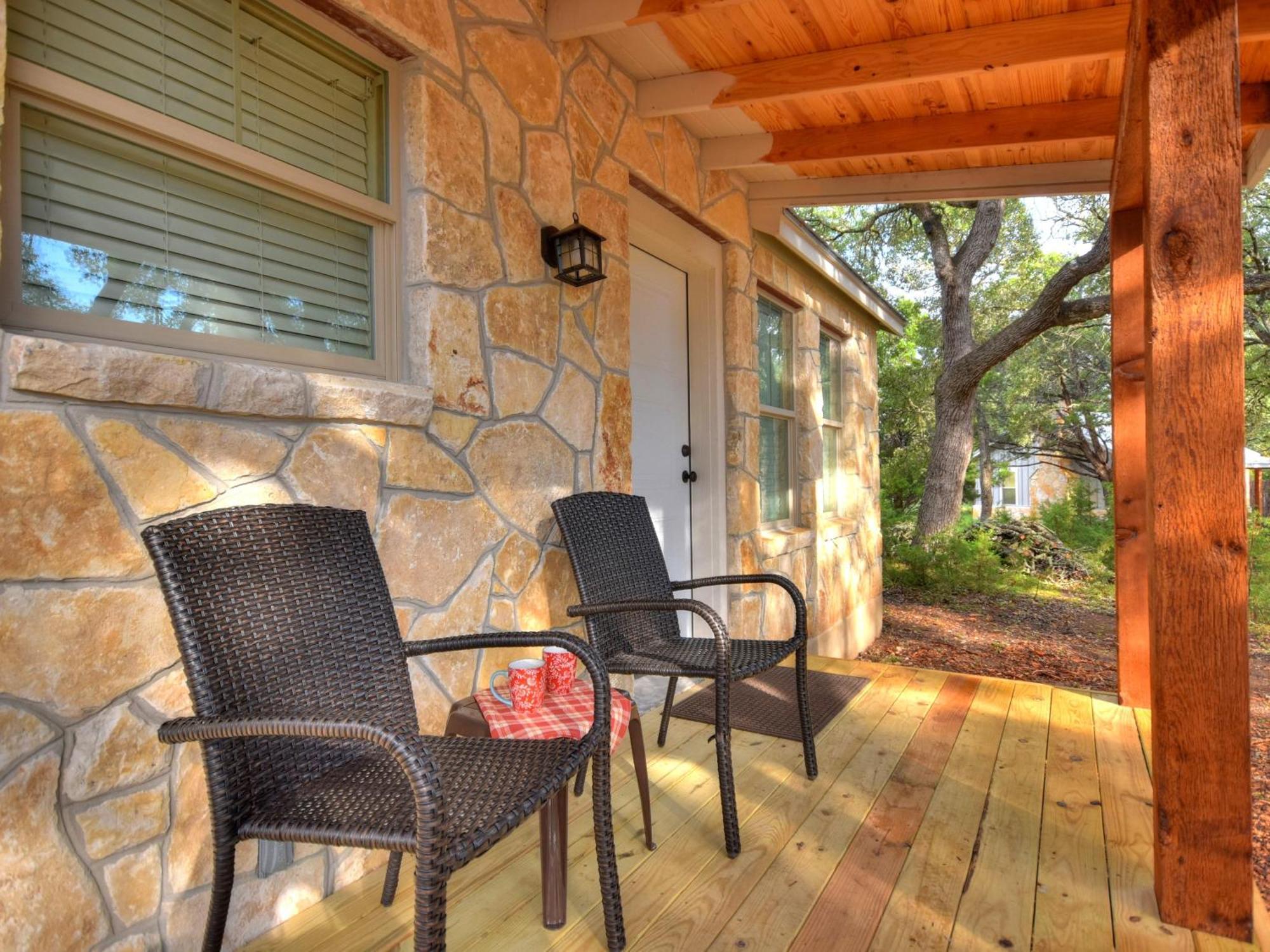 Cabins At Flite Acres - Mockingbird Cabin Wimberley Exterior photo
